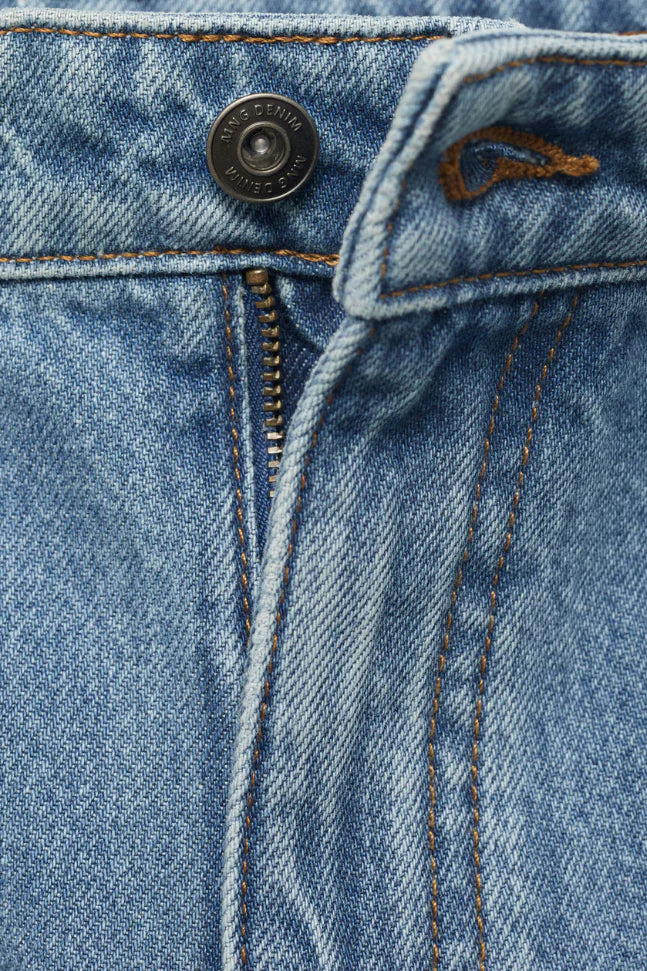 Straight Stretchable Denim -Mango